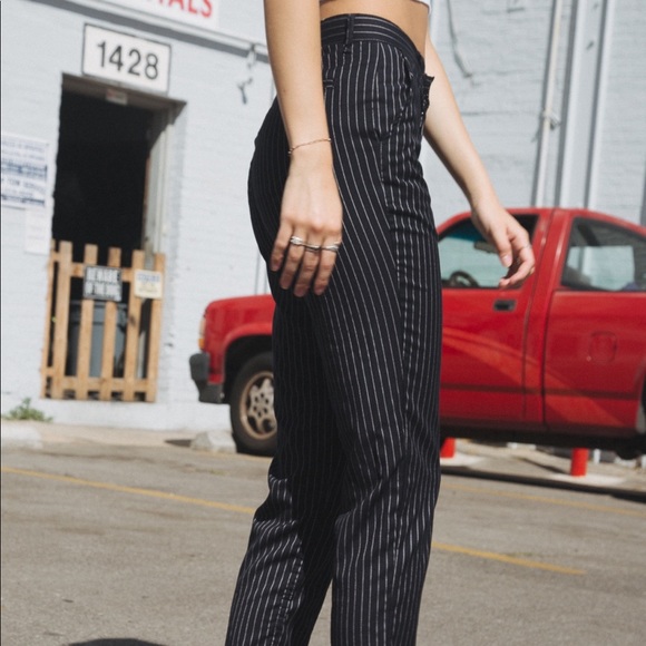 Brandy Melville Marla Pants - Picture 4 of 6